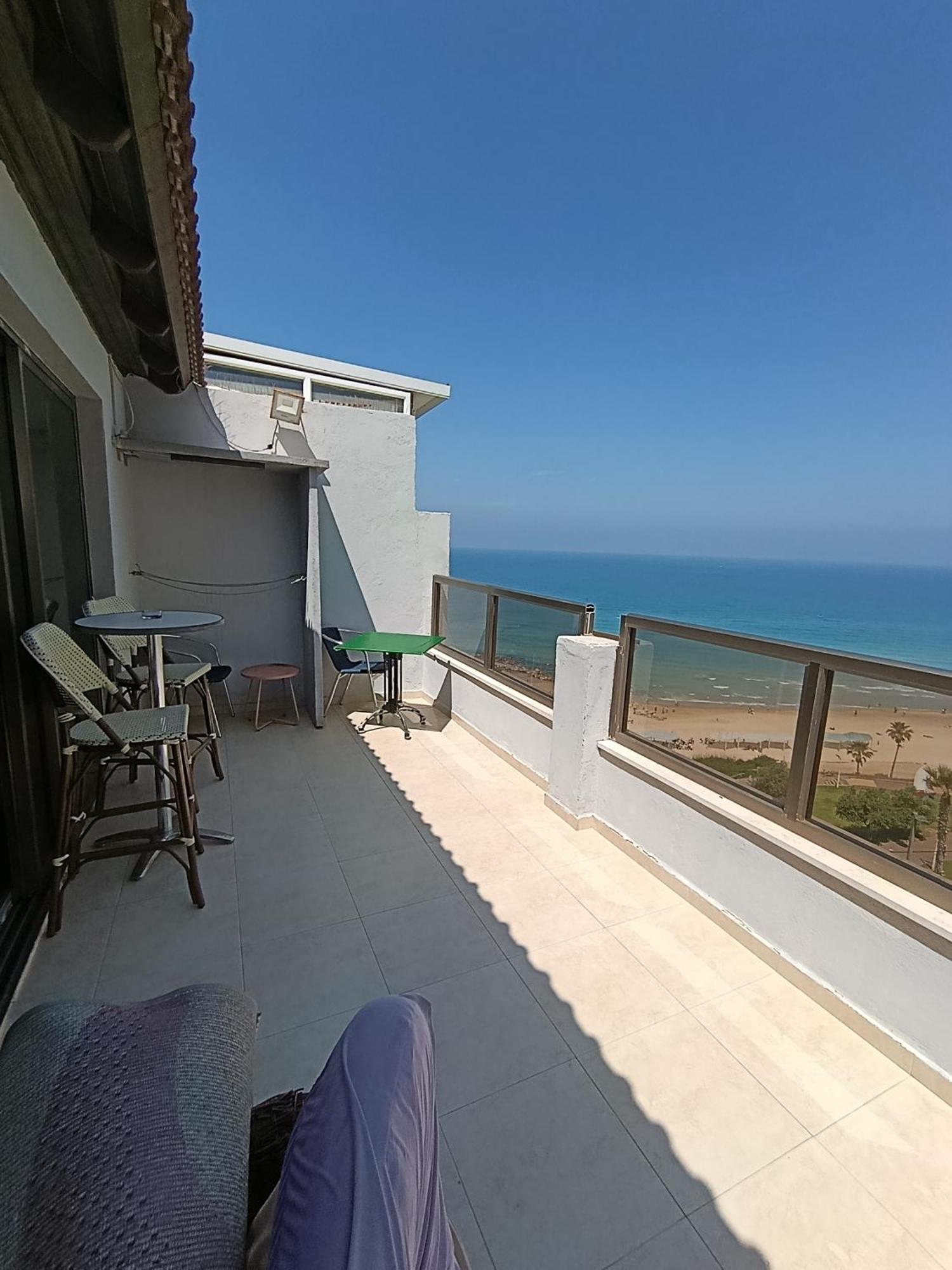 Penthouse Apartment On The Beach Bat Yam Rom bilde